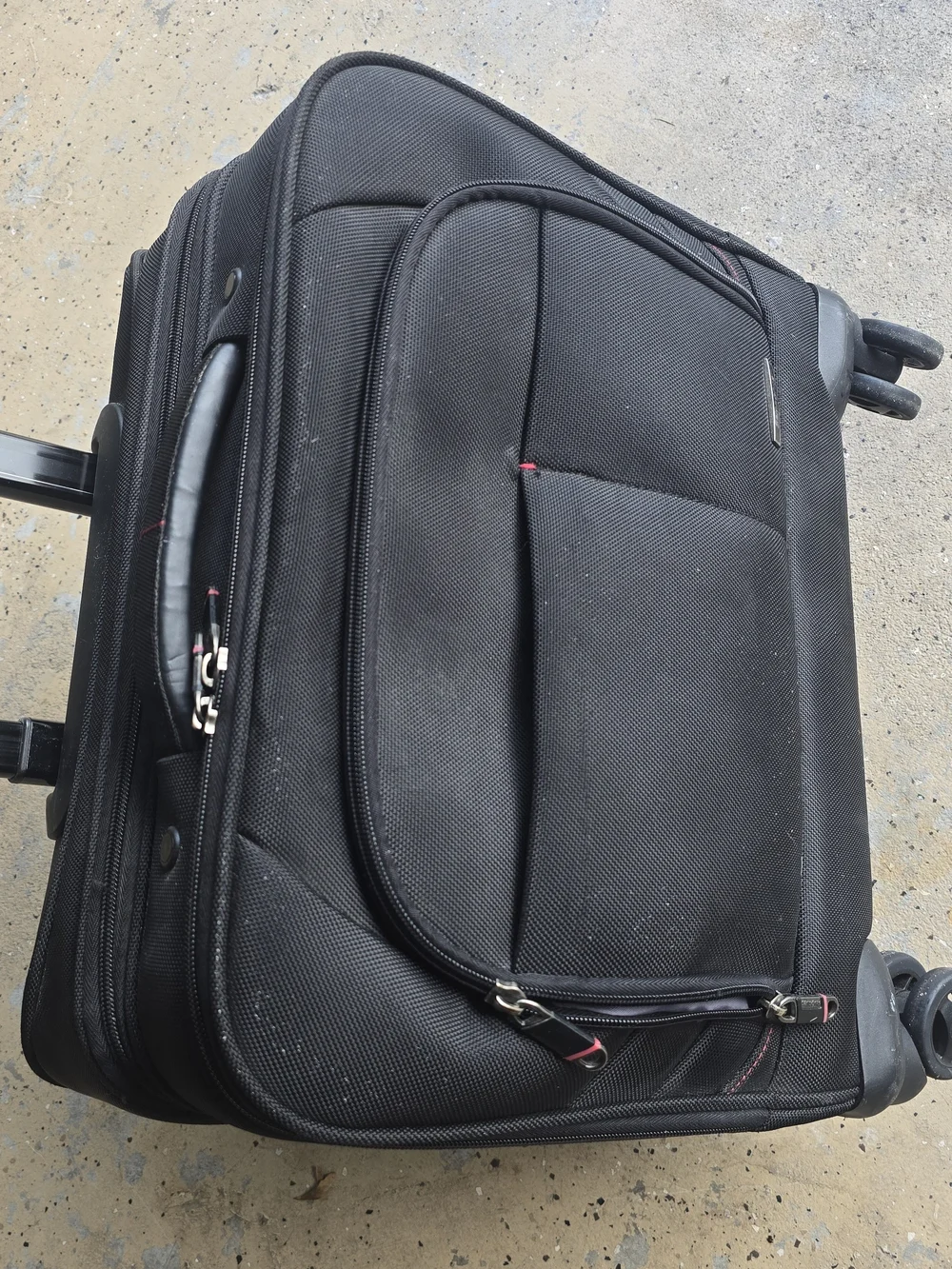 Samsonite wheeled mobile office or rolling laptop bag with spinner wheels